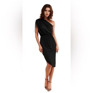 Elegant Black Sleeveless Dress